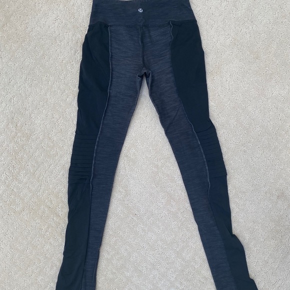 Lululemon leggings - Picture 2 of 7